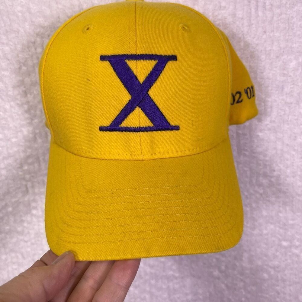 Flex fit Yellow Phil Jackson Championship Ring Banner Baseball Cap Small-Medium